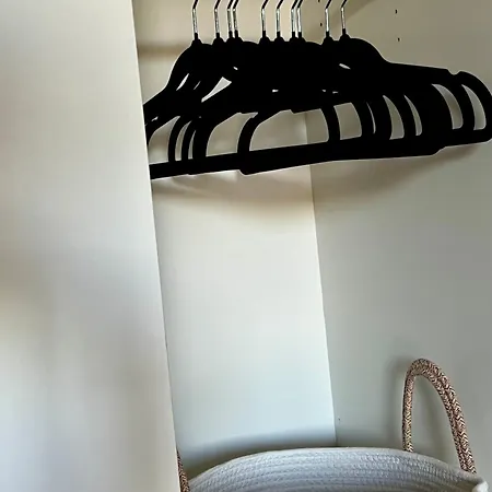 Bege Pearlstay Apartment